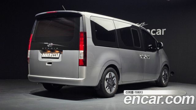 Hyundai Staria из Кореи Encar