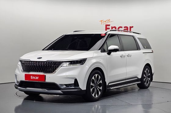 Kia Carnival 9-Seater Signature — пробег 92 538 км — фото 1 из 5
