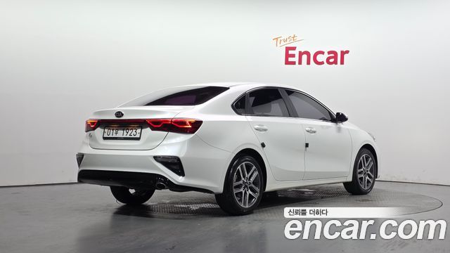 Kia K3 из Кореи Encar