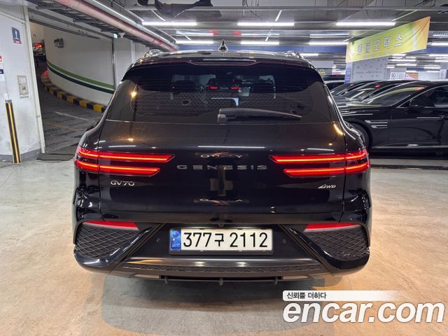 Genesis GV70 2.2 Diesel AWD — пробег 67 000 км — фото 4 из 5
