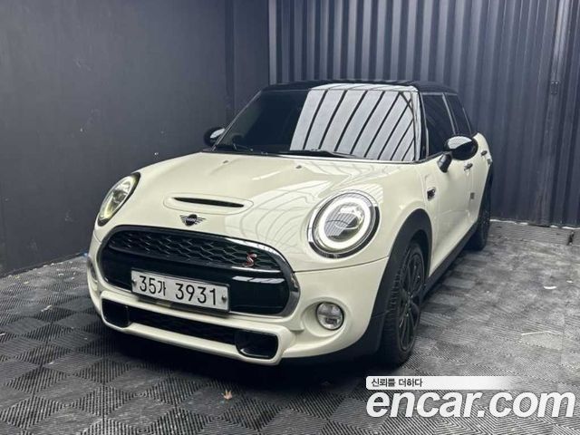 Mini Cooper из Кореи Encar