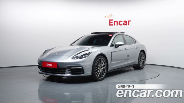 Porsche Panamera 3.0 AWD — пробег 98 351 км — фото 1 из 5