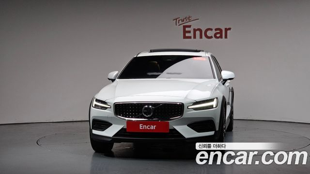 Volvo V60 из Кореи Encar