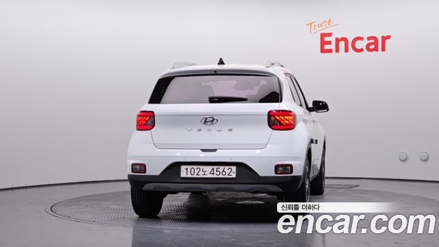 Hyundai Venue из Кореи Encar