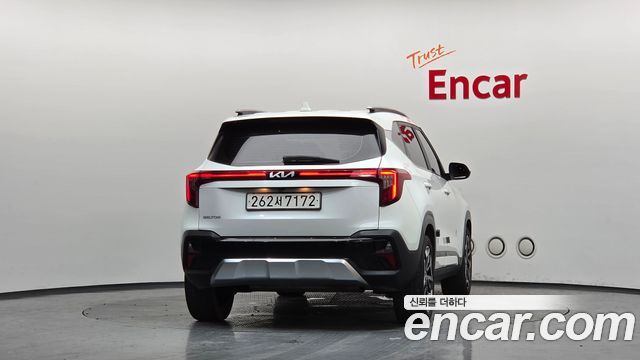 Kia Seltos из Кореи Encar
