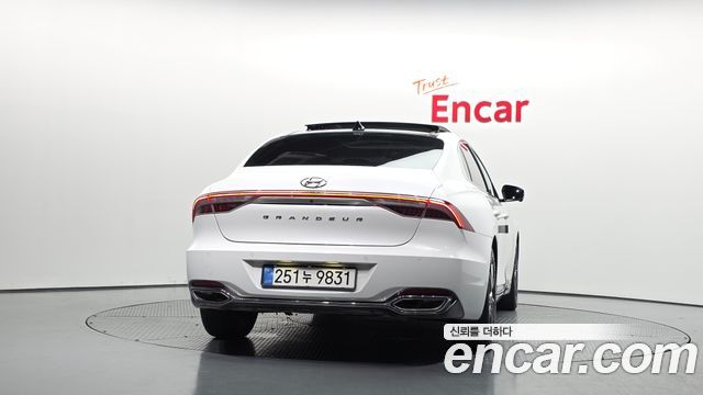 Hyundai Grandeur из Кореи Encar