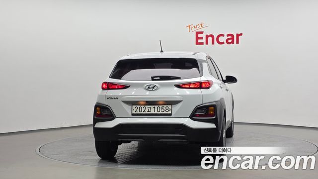 Hyundai Kona из Кореи Encar