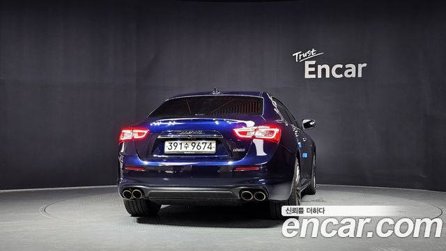 Maserati Ghibli из Кореи Encar