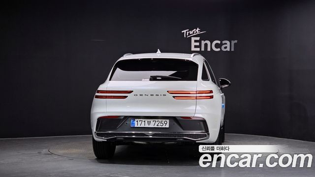 Genesis GV70 из Кореи Encar