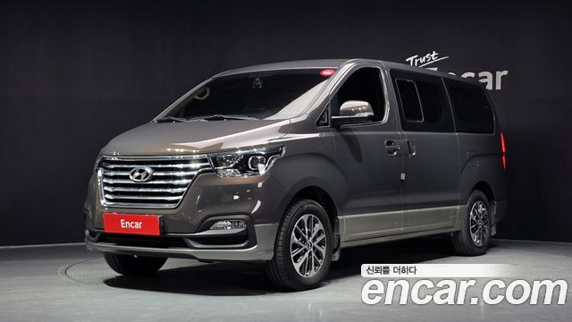 Hyundai Starex 4WD Urban 9-Seater Exclusive — пробег 152 917 км — фото 1 из 5