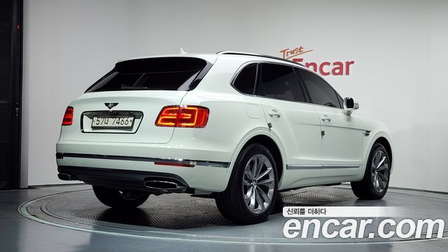 Bentley Bentayga из Кореи Encar