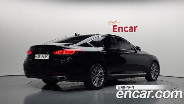 Hyundai Genesis из Кореи Encar