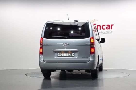 Hyundai Starex Van 3-Seater Smart — пробег 54 253 км — фото 4 из 5