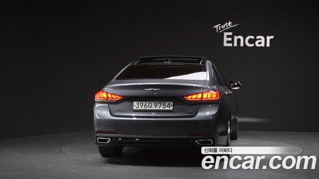 Hyundai Genesis из Кореи Encar