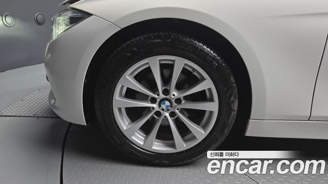 BMW 3-Series из Кореи Encar
