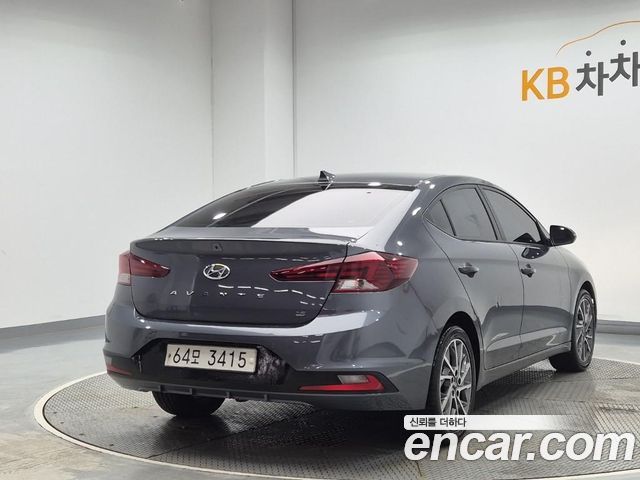 Hyundai AVANTE из Кореи Encar