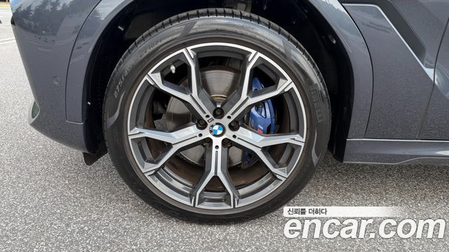 BMW X6 xDrive40i M Sport — пробег 60 824 км — фото 5 из 5