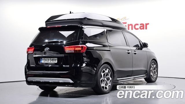 Kia Carnival из Кореи Encar