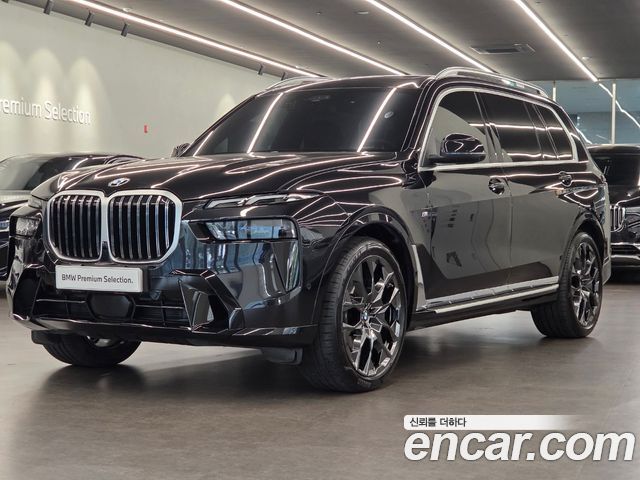 BMW X7 xDrive 40i M Sport 7STR — пробег 16 762 км — фото 1 из 5
