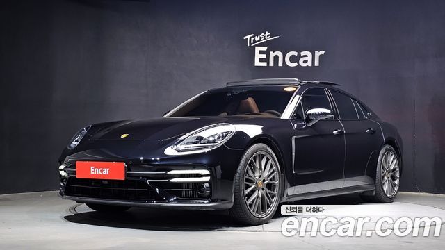 Porsche Panamera 2.9 AWD Platinum Edition — пробег 21 701 км — фото 1 из 5