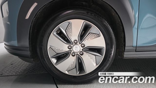 Hyundai Kona Premium — пробег 64 453 км — фото 5 из 5