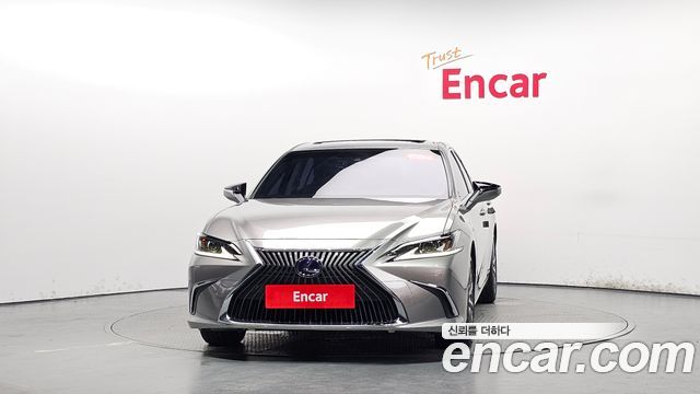 Lexus ES Luxury — пробег 59 915 км — фото 3 из 5