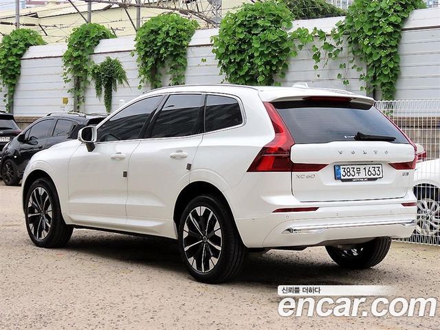 Volvo XC60 B5 Ultra Bright — пробег 19 150 км — фото 3 из 5