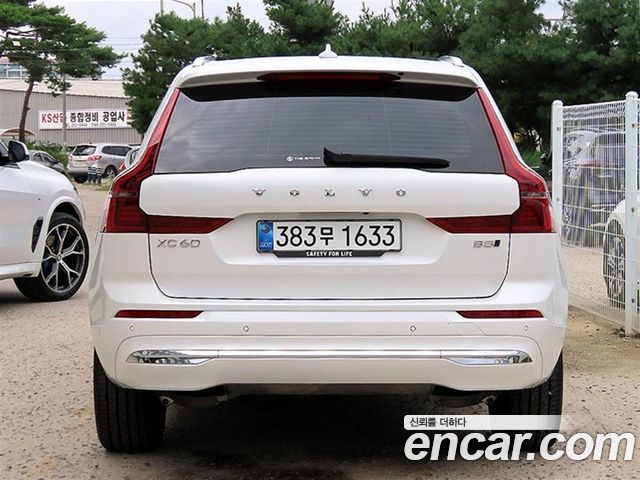 Volvo XC60 B5 Ultra Bright — пробег 19 150 км — фото 4 из 5