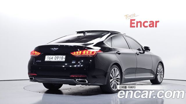Hyundai Genesis из Кореи Encar