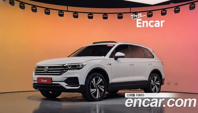 Volkswagen Touareg 3.0 TDI Premium — пробег 54 417 км — фото 1 из 5
