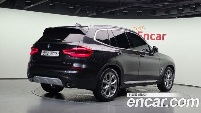BMW X3 xDrive 20d — пробег 178 371 км — фото 2 из 5
