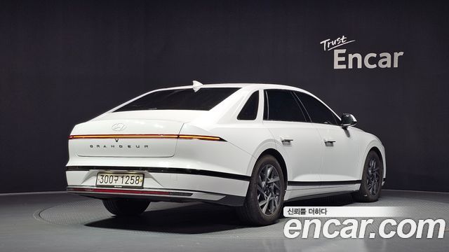 Hyundai Grandeur из Кореи Encar
