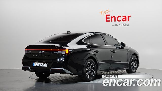 Hyundai Sonata 2.0 Exclusive — пробег 17 970 км — фото 2 из 5