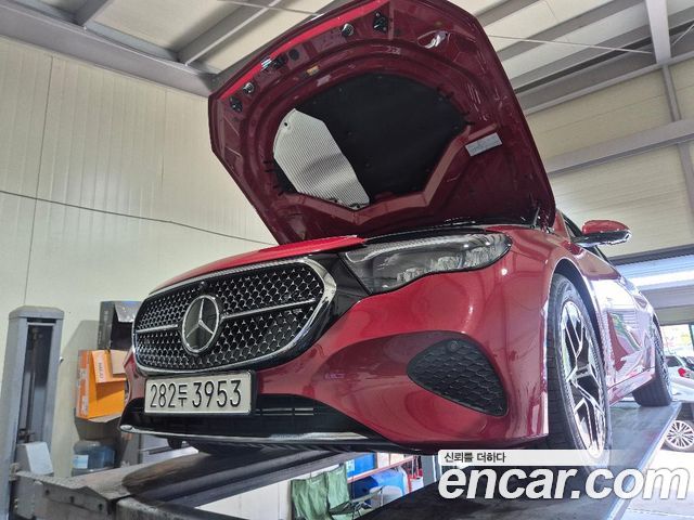 Mercedes-Benz E-Class из Кореи Encar