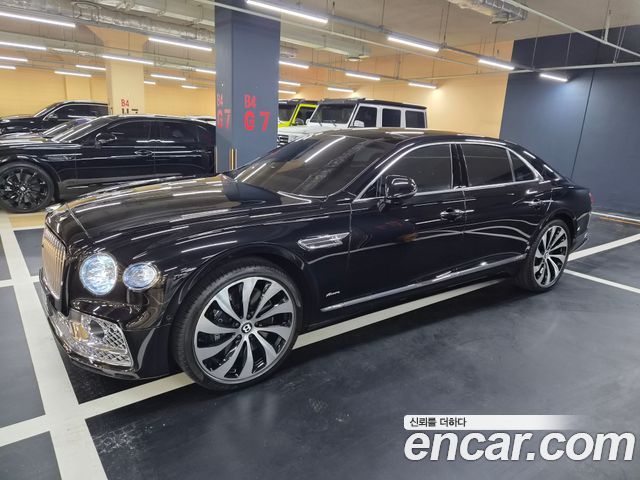 Bentley Flying Spur 4.0 Azure — пробег 13 872 км — фото 1 из 5