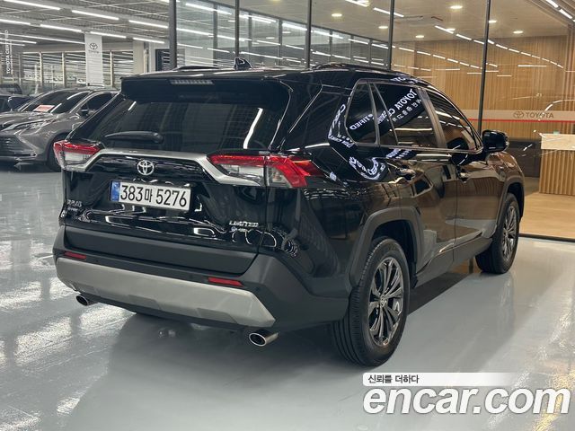 Toyota RAV4 2,5 4WD Hybrid LTD — пробег 9 476 км — фото 2 из 5