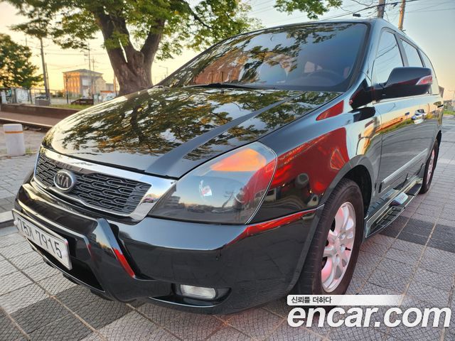 Kia Carnival Grand Carnival GLX Luxury — пробег 200 000 км — фото 3 из 5