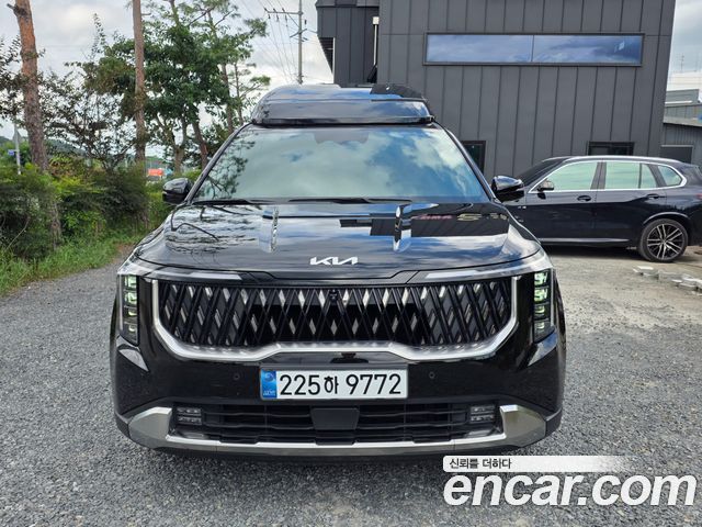 Kia Carnival Gasoline 9-Seater Hi Limousine Signature — пробег 18 000 км — фото 3 из 5