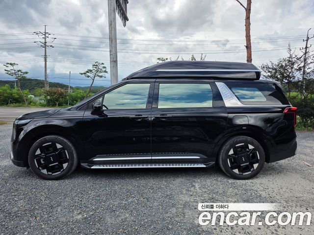 Kia Carnival Gasoline 9-Seater Hi Limousine Signature — пробег 18 000 км — фото 5 из 5