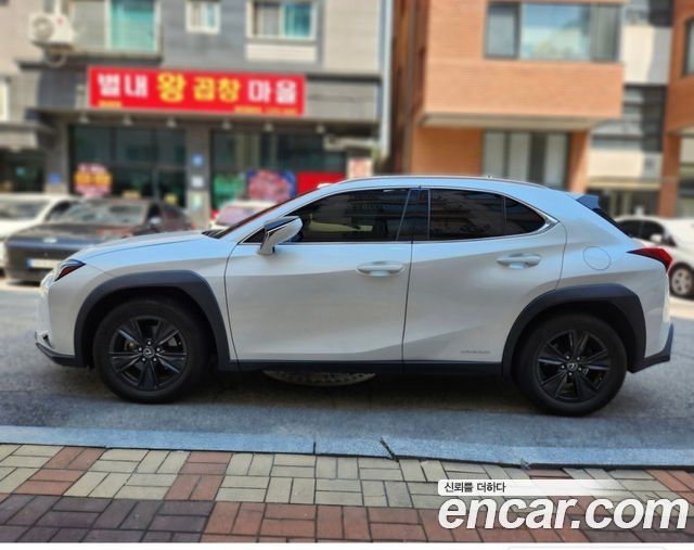 Lexus UX из Кореи Encar