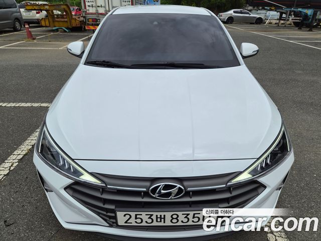 Hyundai AVANTE из Кореи Encar