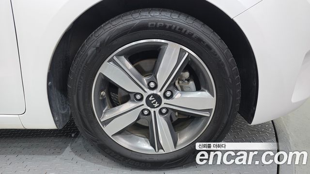 Kia K3 из Кореи Encar