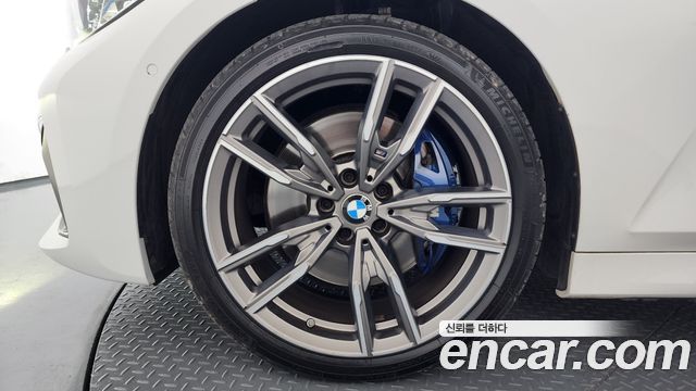 BMW 3-Series из Кореи Encar