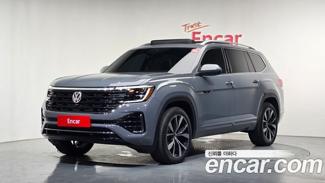 Volkswagen Atlas 2.0 TSI R-LINE 7-Seater — пробег 4 673 км — фото 1 из 5