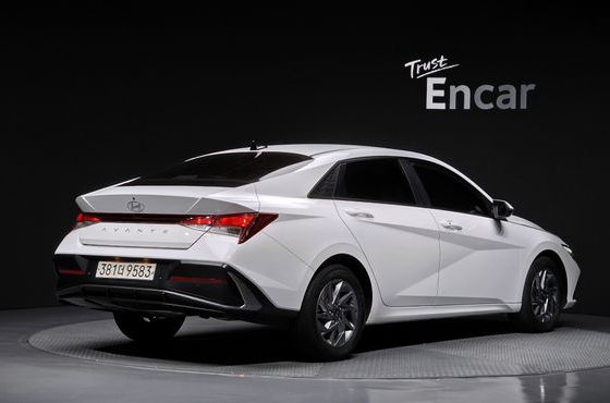 Hyundai AVANTE 1.6 Modern — пробег 34 795 км — фото 2 из 5