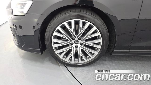 Audi A8 из Кореи Encar