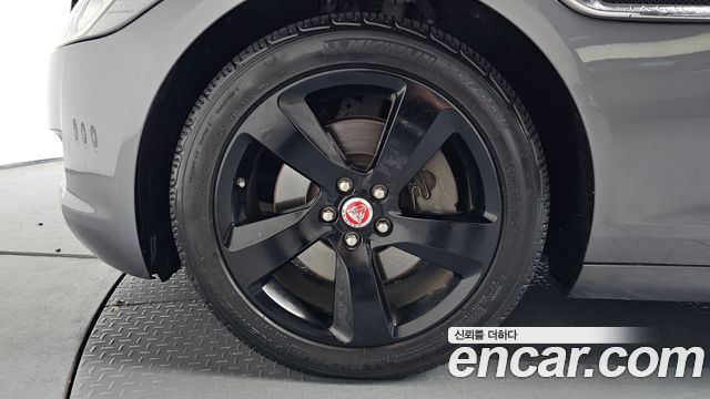 Jaguar XF из Кореи Encar