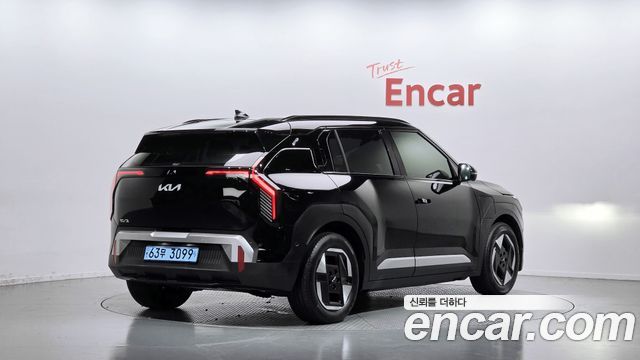 Kia EV3 из Кореи Encar