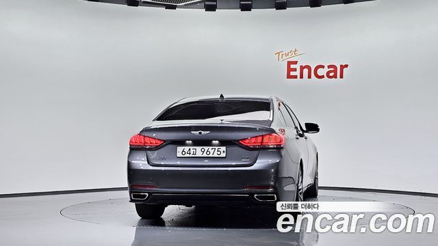 Hyundai Genesis из Кореи Encar