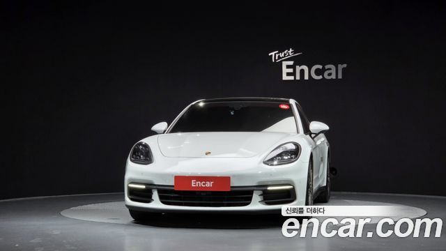 Porsche Panamera 3.0 AWD — пробег 83 850 км — фото 3 из 5